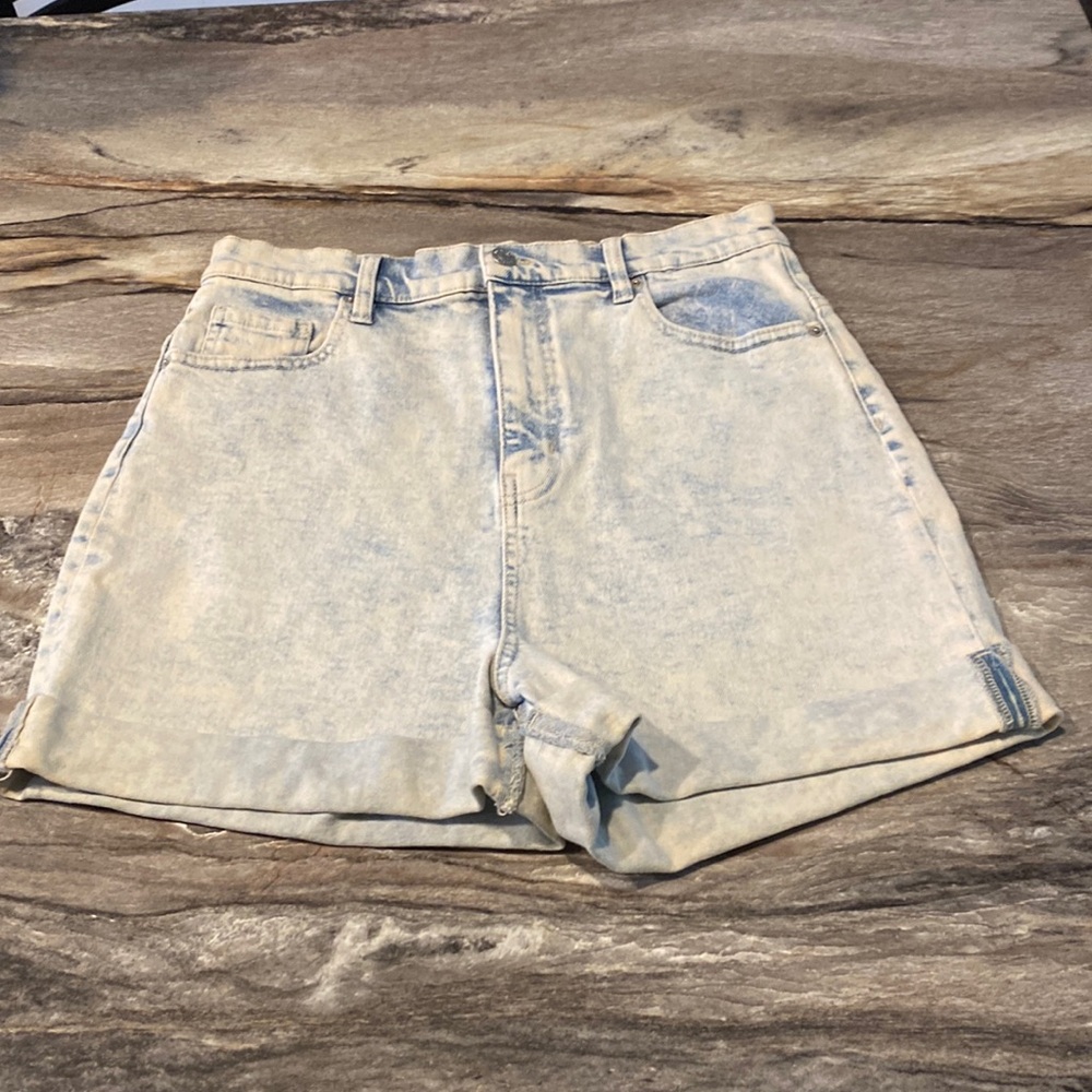 EIGHTYTWO MOM JEANS NEW WITH TAG